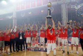 Zvanično - Zvezda večeras podiže pehar šampiona Srbije!